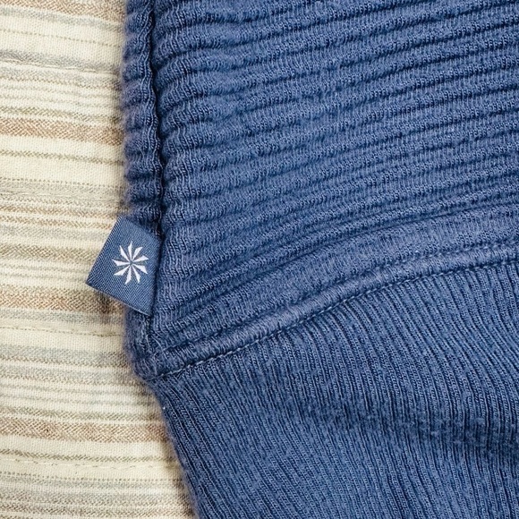 Athleta Girls Blue Crew Neck Sweater Size L - Picture 3 of 11